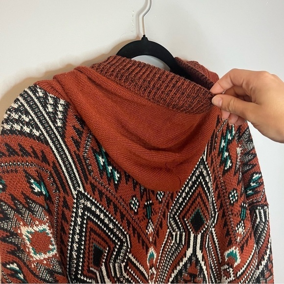 Ecoté Urban Outfitters Relaxed Fit Rust Aztec Hooded Cardigan Sweater Size Small - Picture 16 of 16
